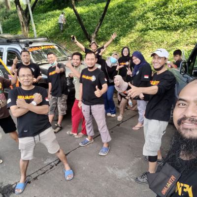 Penanaman pohon di bandung gunung pipisan