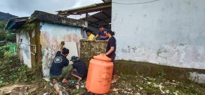 Perbaikan mushola di kampung cikoneng bedeng