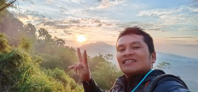 Penanaman pohon di bandung gunung pipisan