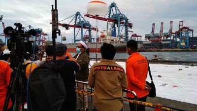 Pencarian korban sriwijaya jatuh team drone & rescue transportasi