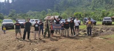 Berbagi sembako dan buka bersama di desa terpencil di babakan madang cisadon