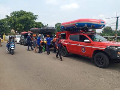 Respon dayung patah ( hanyut di sungai)