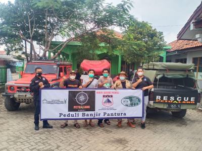 Rescue dan drop logistic untuk banjir Bekasi & Karawang